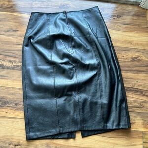 Black faux leather pencil skirt 8